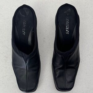 AEROSOLES Black Heels